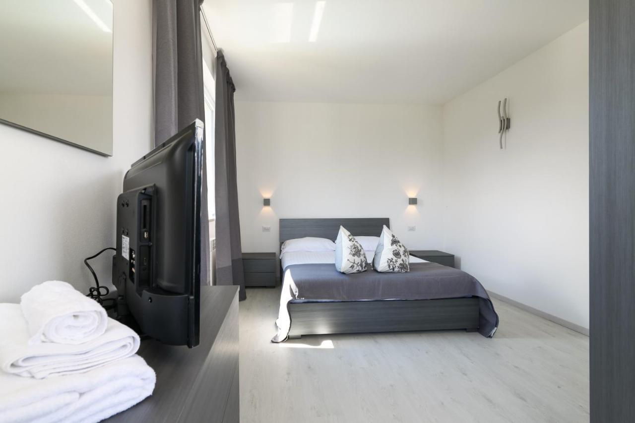 Borgo degli Ulivi Residence di Olympic Garda Lake Toscolano-Maderno Esterno foto